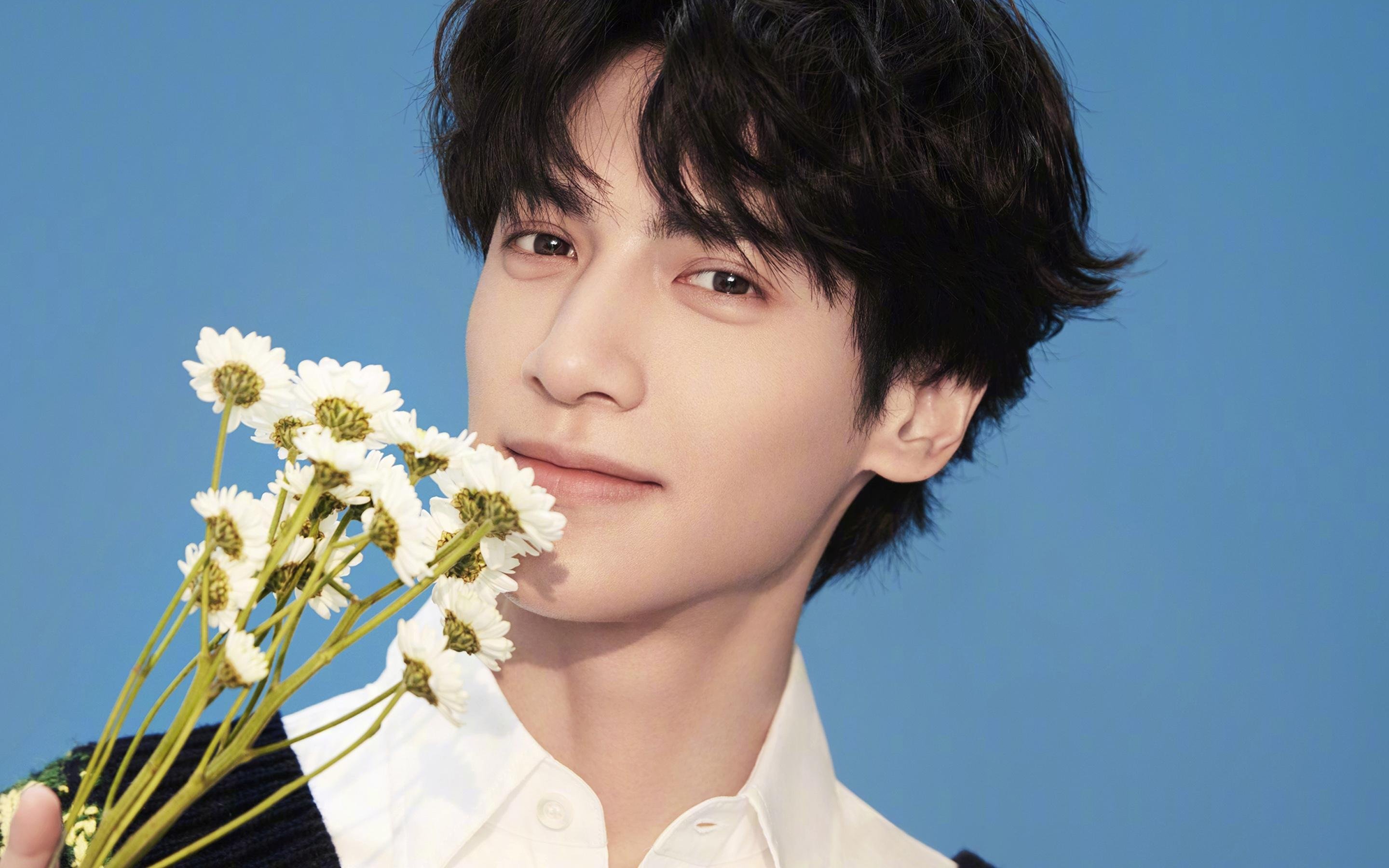 _冠军争夺激烈,赛场气氛紧张升温_,冠军争夺赛第二局