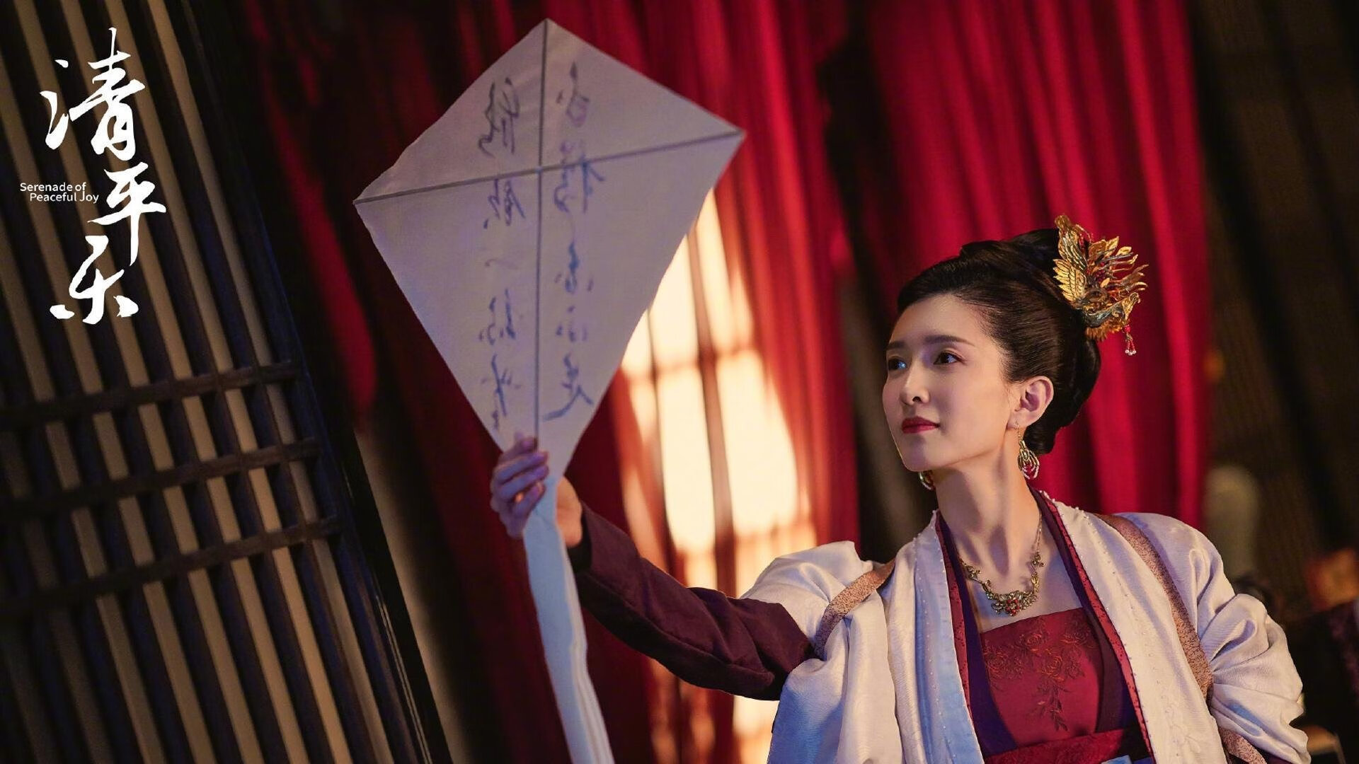 “青少年足球联赛精彩纷呈，吸引众多青少年前来观赛”，青少年足球联赛直播