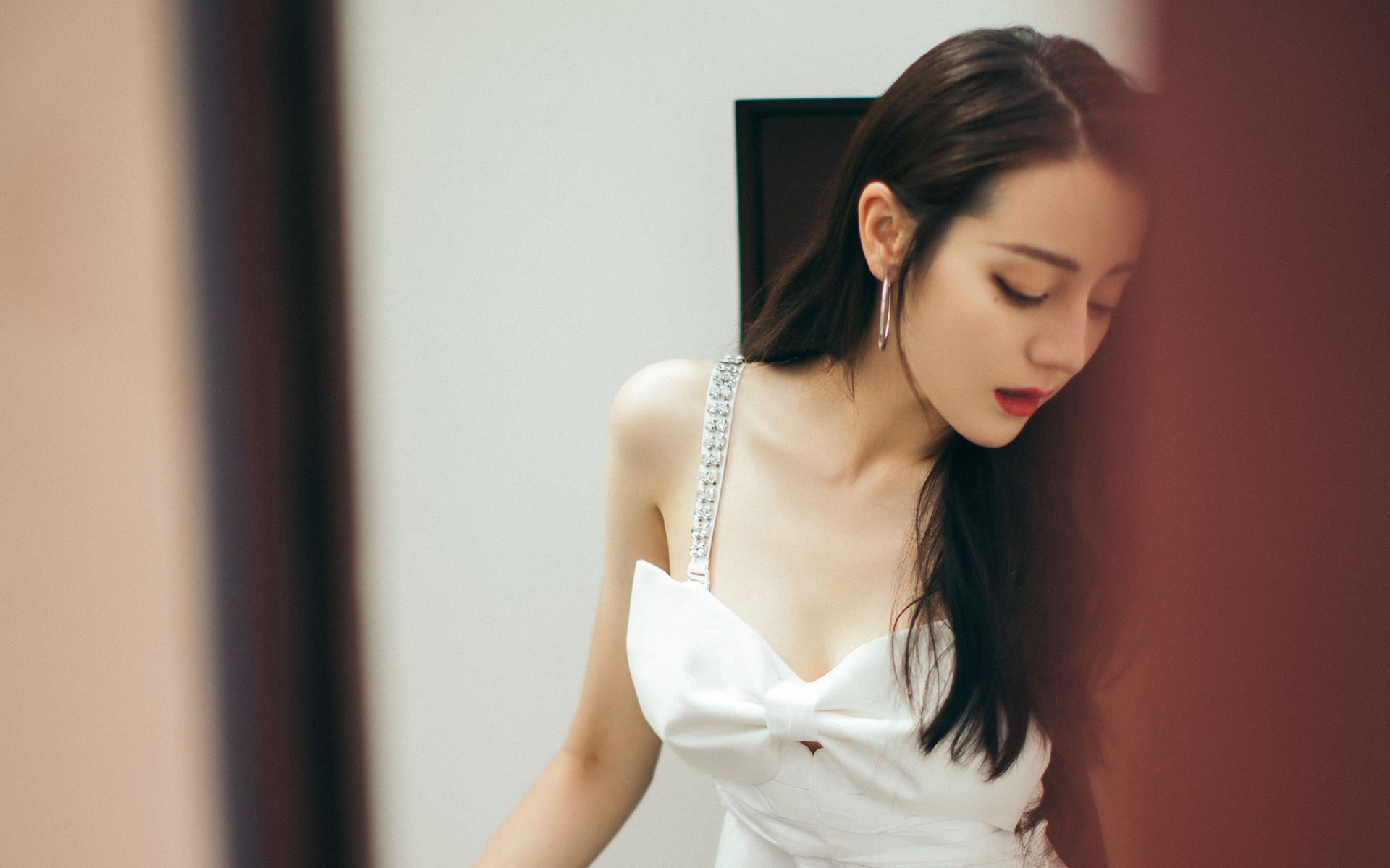 九游(jiuyou)官方网站-《虚拟偶像助阵：电竞与虚拟明星开启新合作时代》，虚拟偶像是哪一部电影的另外一个名字