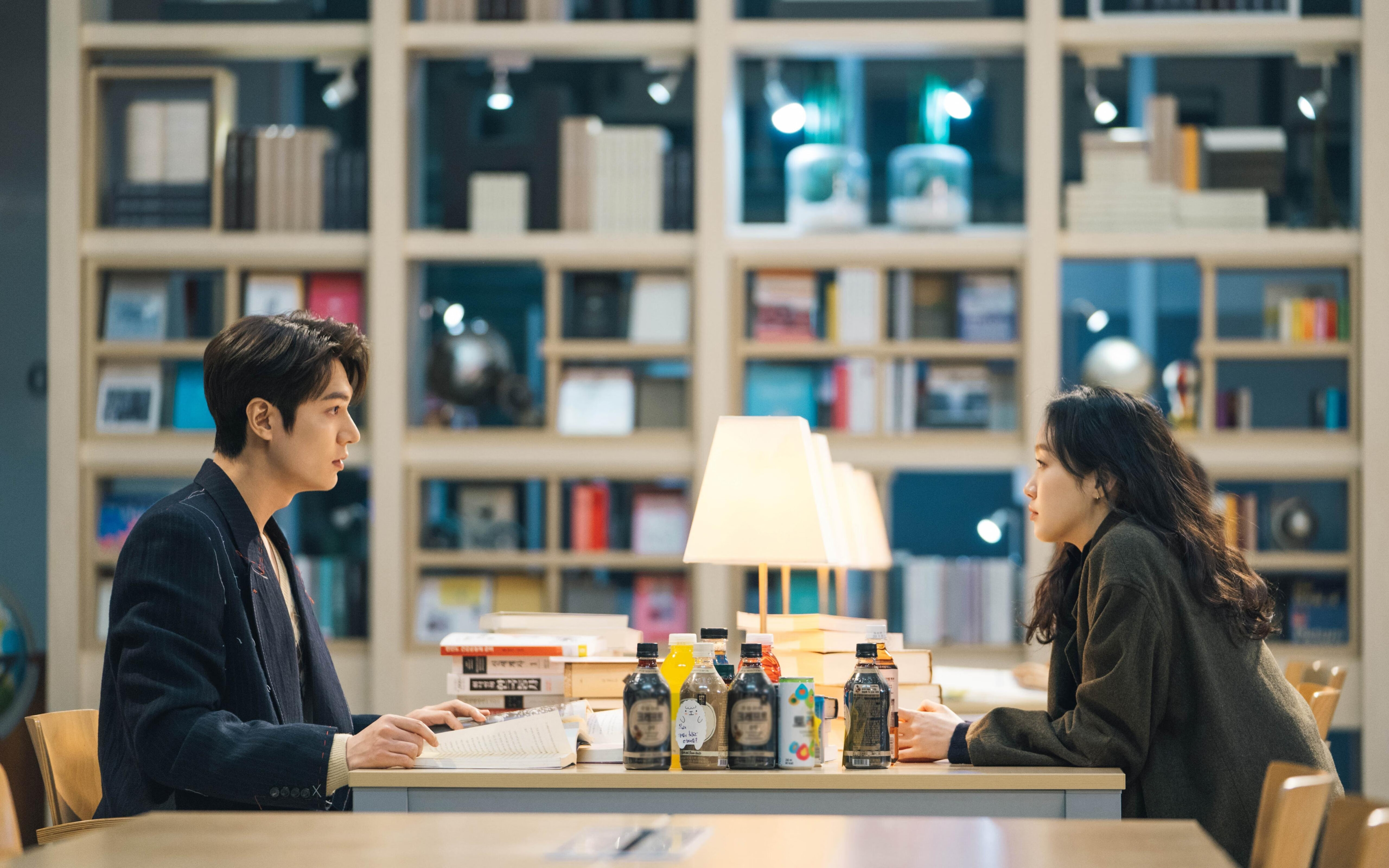 卡利亚里客场战平帕尔马，联赛前区分为空防出色，卡利亚里队