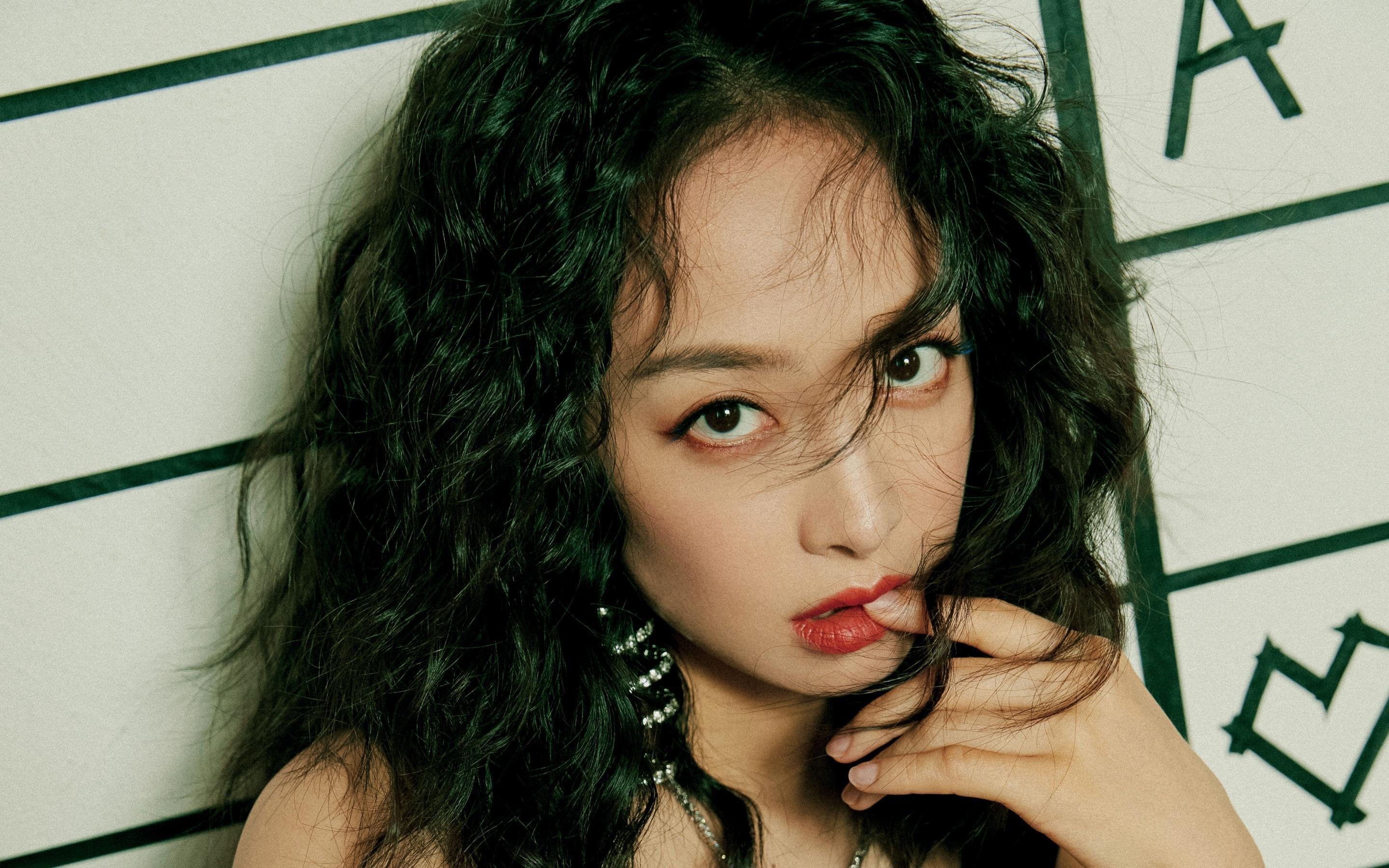 Jiuyou-英超赛季中期球员高强度冲刺频次与肌肉疲劳关系，英超球员一场球赛平均跑多少米