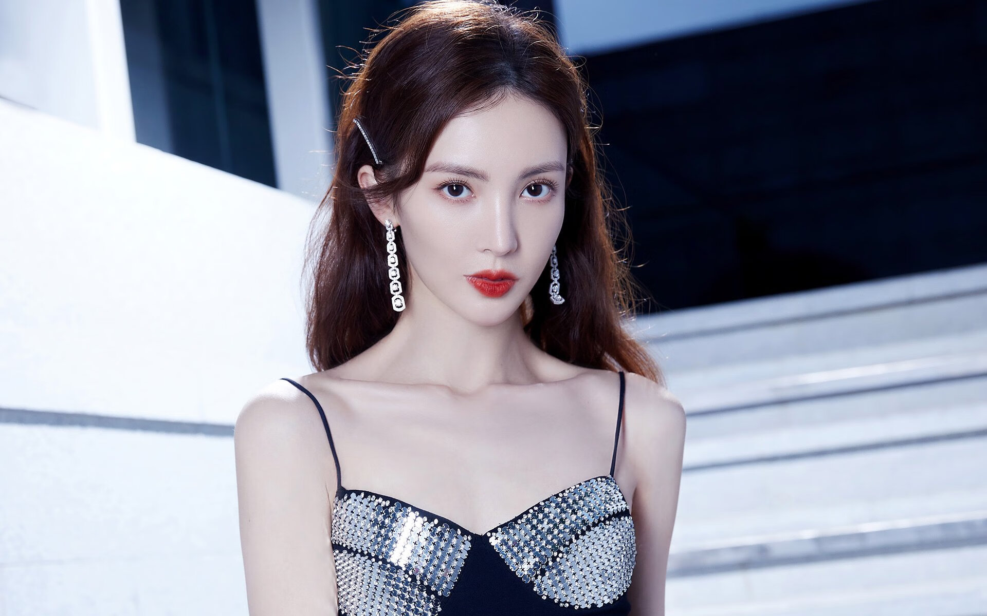 克洛普持续革新战术，带队冲击更高荣誉